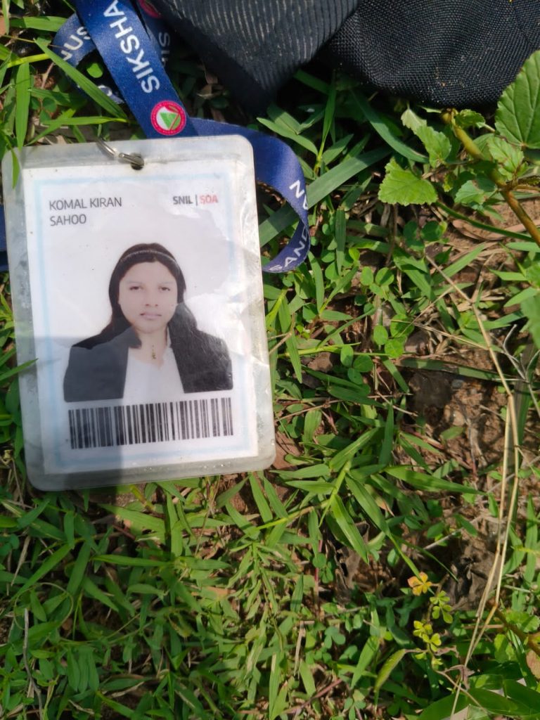 Woman’s body found near railway tracks