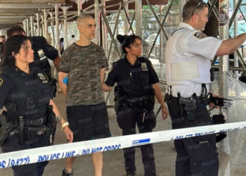 Man shouting 'Allahu Akbar' stabs two near New York synagogue