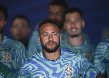 Neymar retires
