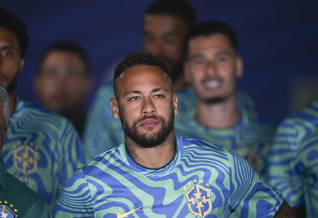 Neymar retires