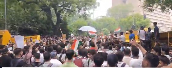 Thousands join CJP's 'Sansad Chalo' march amid tight Delhi security