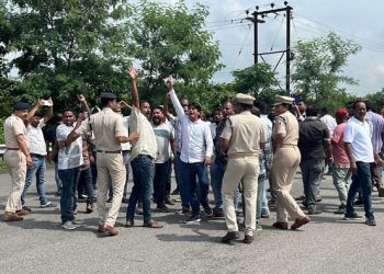 Dharmendra Pradhan faces protest in Jharsuguda