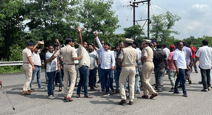 Dharmendra Pradhan faces protest in Jharsuguda