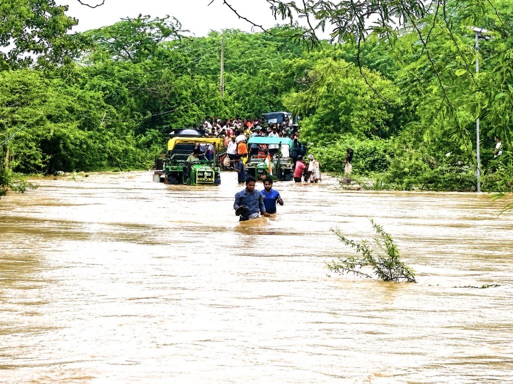 Floods hit 5.15 lakh in five districts: Chief Secy