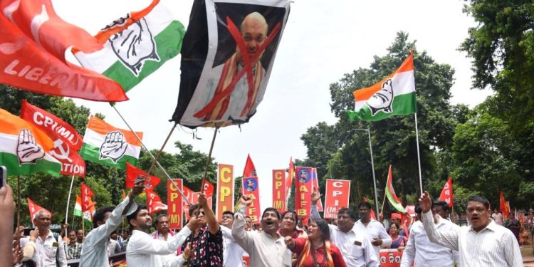 INDIA bloc stages massive protest in Bhubaneswar opposing new mining law
