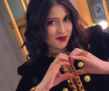Mannara Chopra