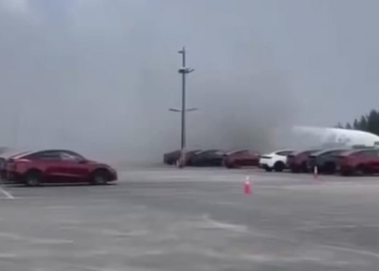 5 killed, five injured after Amazon cargo plane crashes at Miami airport