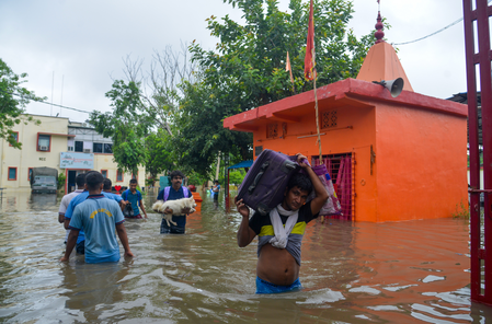 Bihar issues Yellow Alert for rain in 13 districts, heavy showers likely in 4