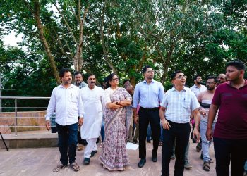 Dy CM reviews