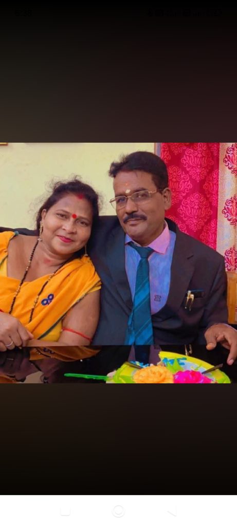 Couple killed as car plunges into ditch