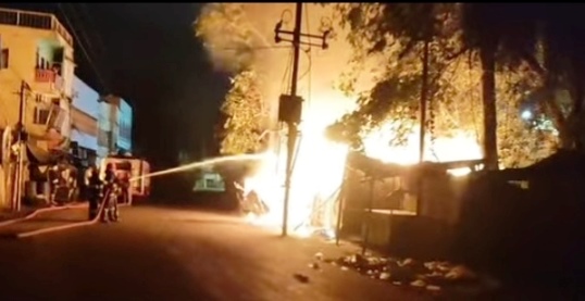Two shops gutted near Baleshwar fire station