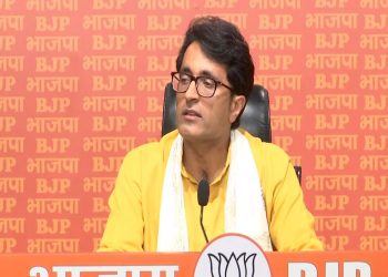 BJP alleges Rahul Gandhi tried to push policewoman during INDIA bloc sit-in