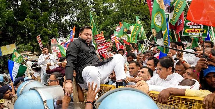 INDIA bloc holds Valley-wide protests over alleged 'vote chori', seeks CEC's resignation