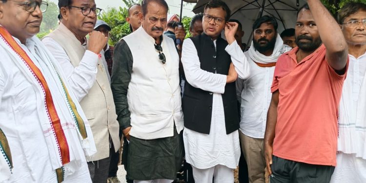 Odisha-Andhra border dispute: Congress fact-finding team visits Kotia