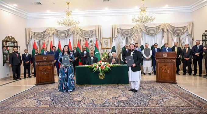 Pakistan, Maldives sign 20 MoUs, including in defence, maritime security