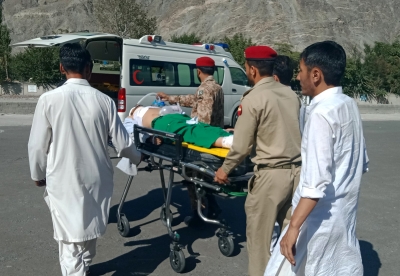 Pakistan-bus overturns