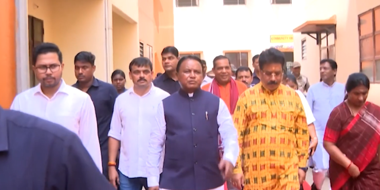 Odisha CM launches housing projects