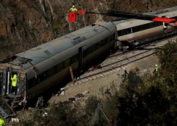 Train Collide